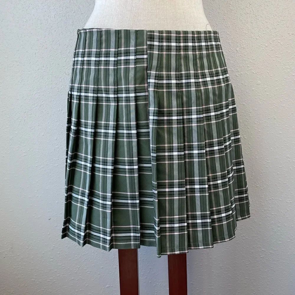 No Boundaries Plaid Mini Skirt Size L (11-13) EUC